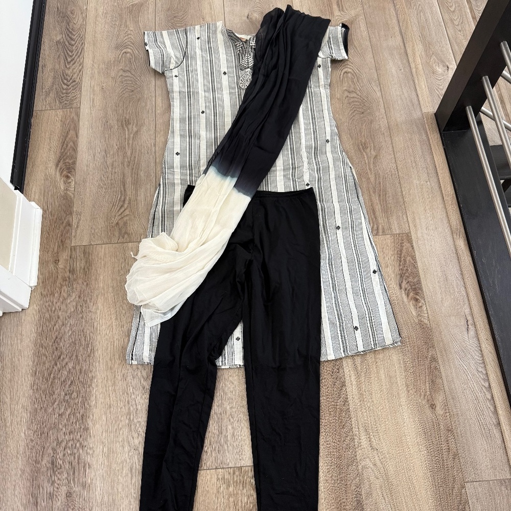 Salwar kameez black and white 3 piece